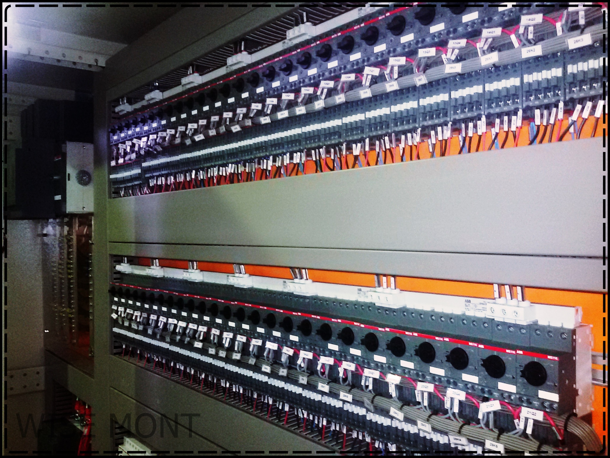 Painéis de distribuição elétrica
